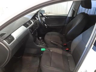 bontott SKODA RAPID Bal Belső Hátsó Lámpa