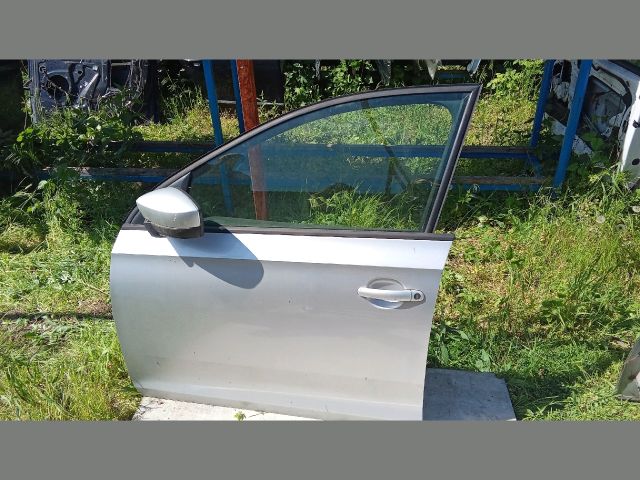 bontott SKODA RAPID Bal első Ajtó (Üres lemez)