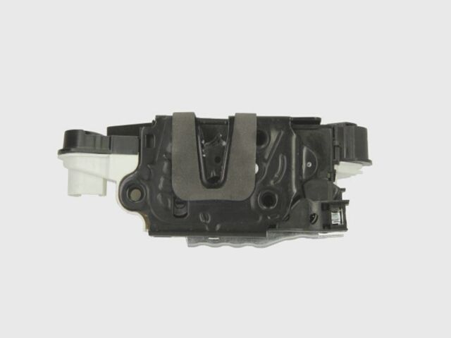 bontott SKODA RAPID Bal első Ajtózár