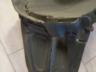 bontott SKODA RAPID Bal első Első Dobbetét (Kerékjárati, Műanyag)