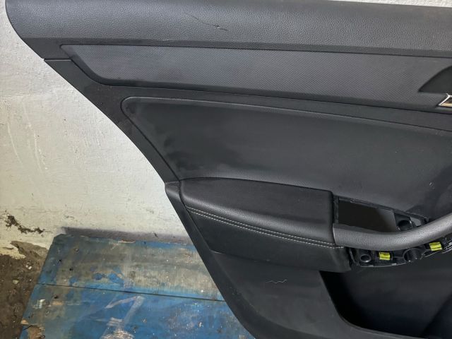 bontott SKODA RAPID Bal hátsó Ajtó Kárpit