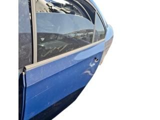 bontott SKODA RAPID Bal hátsó Ajtó (Üres lemez)