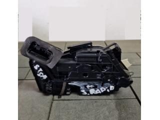 bontott SKODA RAPID Bal hátsó Ajtózár