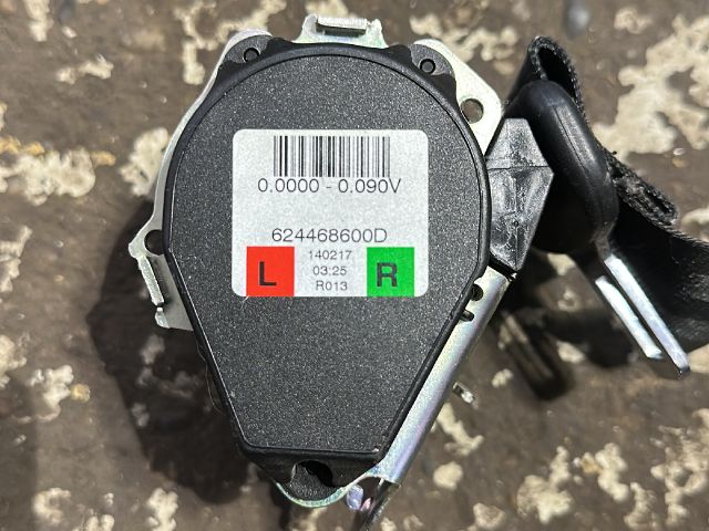 bontott SKODA RAPID Bal hátsó Biztonsági Öv