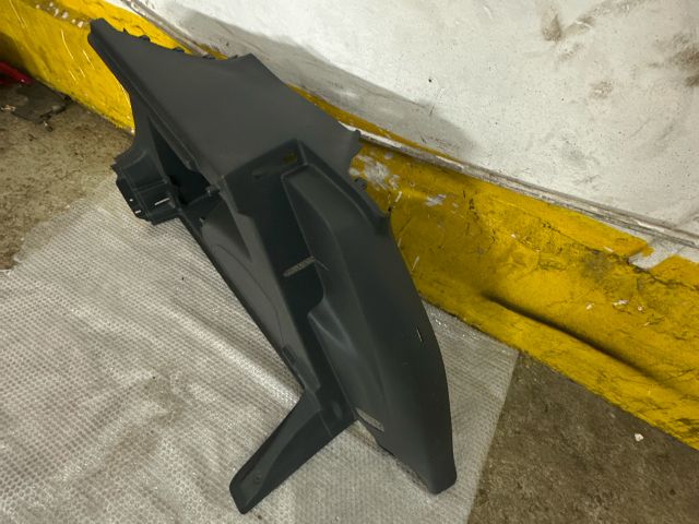 bontott SKODA RAPID Bal hátsó Csomagtér Burkolat (Műanyag)