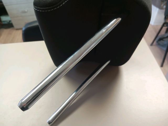 bontott SKODA RAPID Bal hátsó Fejtámla