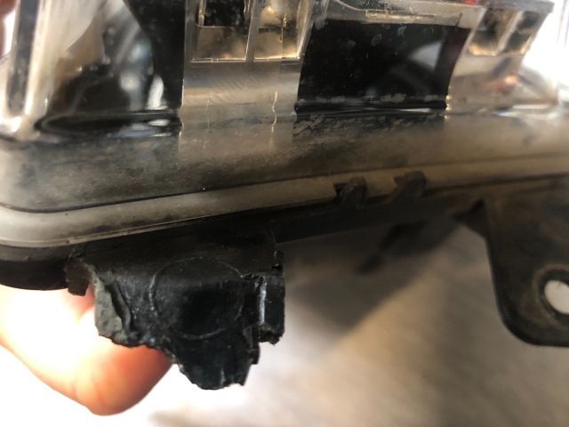 bontott SKODA RAPID Bal Ködfényszóró