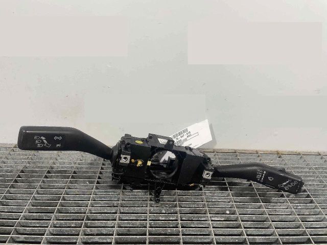 bontott SKODA RAPID Bal Kormánykapcsoló Irányjelző