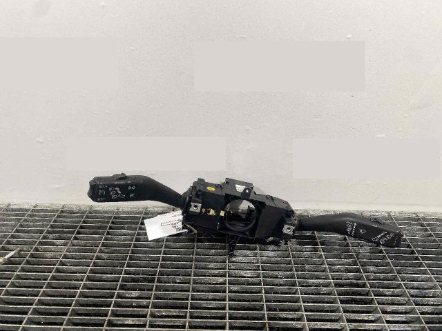 bontott SKODA RAPID Bal Kormánykapcsoló Irányjelző