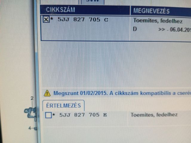 bontott SKODA RAPID Csomagtérajtó Gumikéder