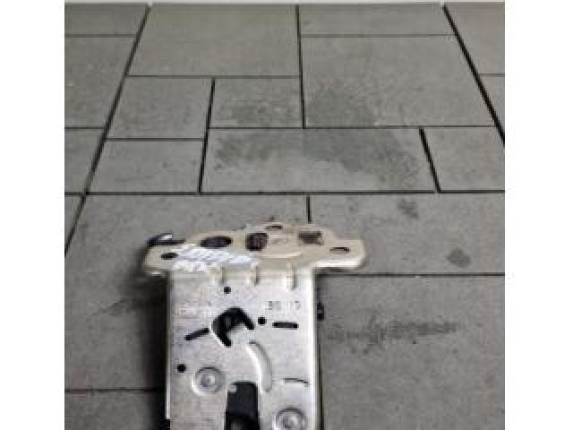 bontott SKODA RAPID Csomagtérajtó Zárszerkezet