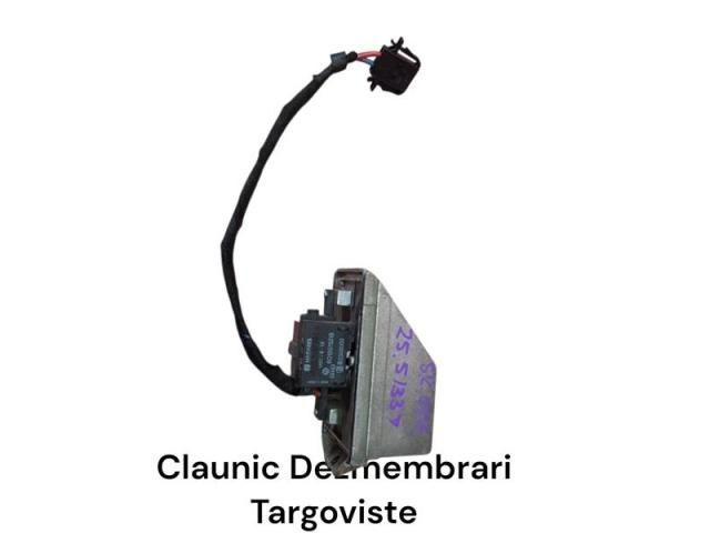 bontott SKODA RAPID Előtét Ellenállás Fűtőmotor