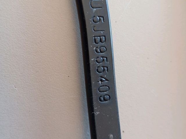 bontott SKODA RAPID Első Ablaktörlő Kar