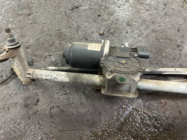 bontott SKODA RAPID Első Ablaktörlő Szerkezet Motorral