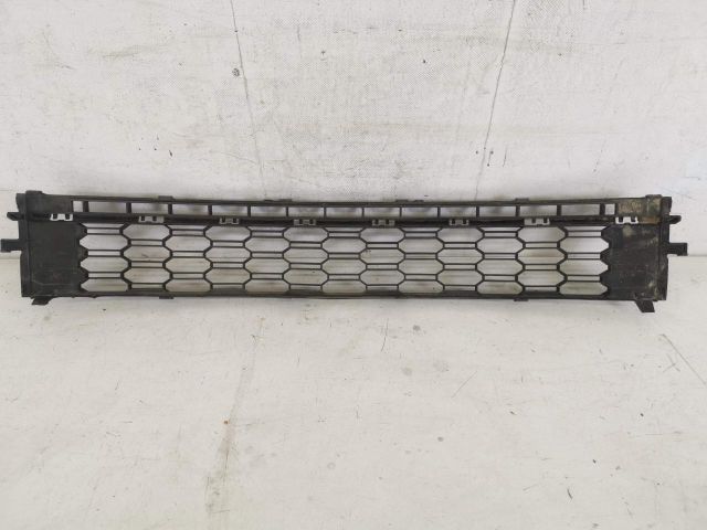 bontott SKODA RAPID Első Lökhárító Alsó Középső Díszrács