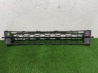 bontott SKODA RAPID Első Lökhárító Alsó Középső Díszrács