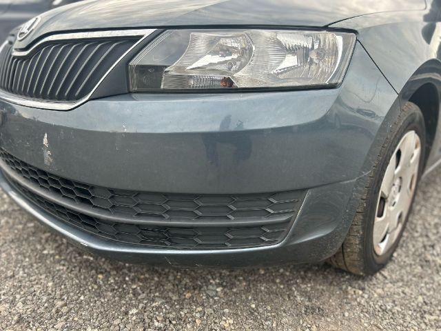 bontott SKODA RAPID Első Lökhárító (Részeivel)