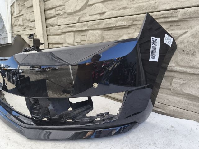 bontott SKODA RAPID Első Lökhárító (Üresen)