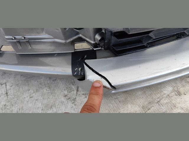 bontott SKODA RAPID Első Lökhárító (Üresen)