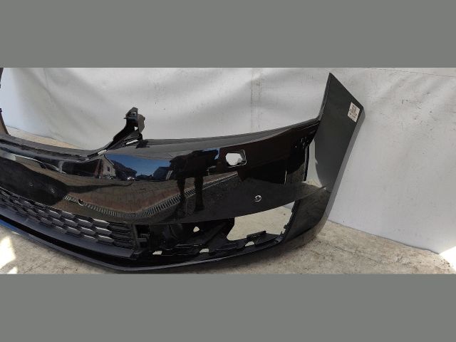 bontott SKODA RAPID Első Lökhárító (Üresen)