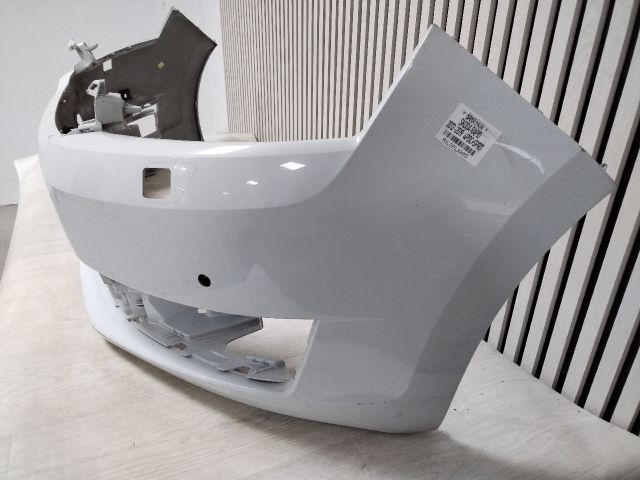 bontott SKODA RAPID Első Lökhárító (Üresen)