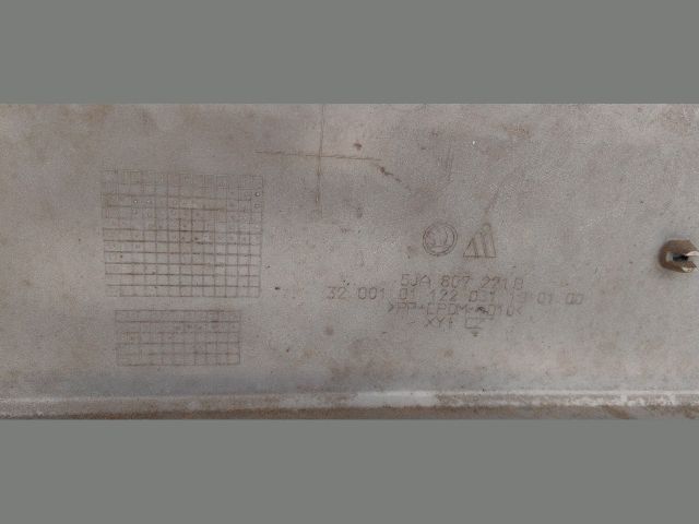 bontott SKODA RAPID Első Lökhárító (Üresen)