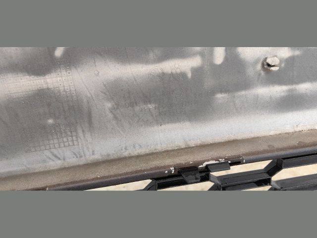 bontott SKODA RAPID Első Lökhárító (Üresen)