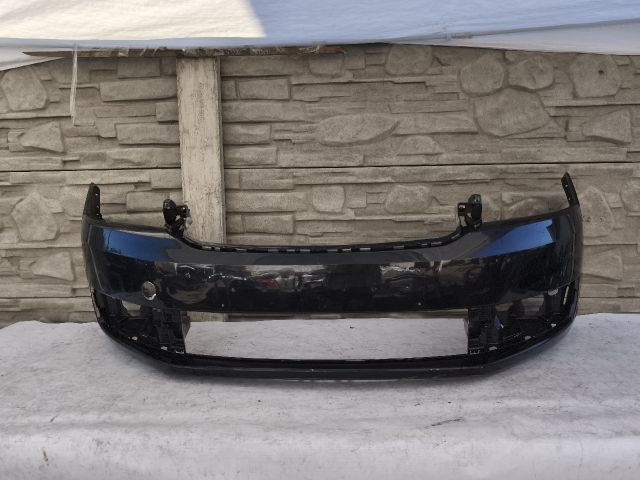 bontott SKODA RAPID Első Lökhárító (Üresen)