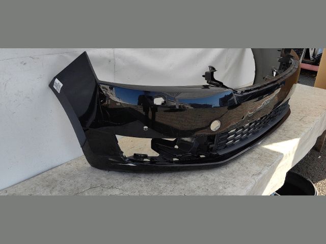 bontott SKODA RAPID Első Lökhárító (Üresen)