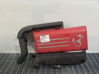 bontott SKODA RAPID Felső Hűtőburkolat