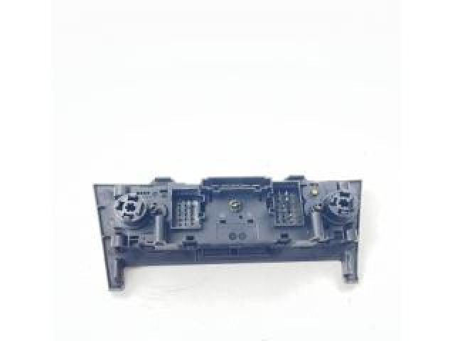 bontott SKODA RAPID Fűtéskapcsoló (manuális klímás)