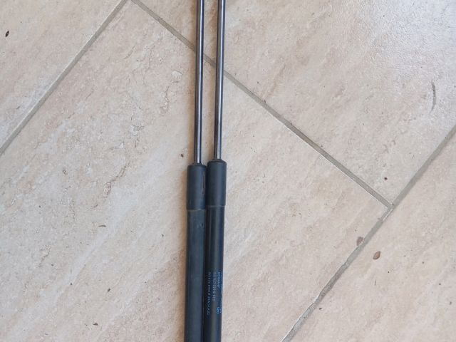 bontott SKODA RAPID Gázrugós Kitámasztó Teleszkóp Pár Csomagtérajtó