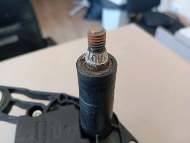 bontott SKODA RAPID Hátsó Ablaktörlő Motor