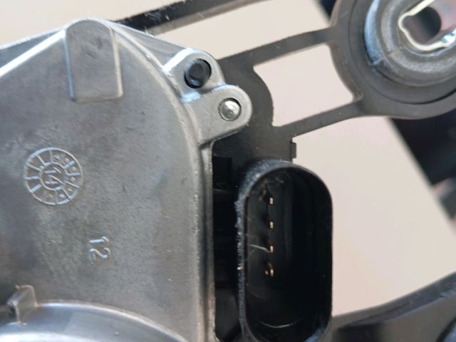 bontott SKODA RAPID Hátsó Ablaktörlő Motor