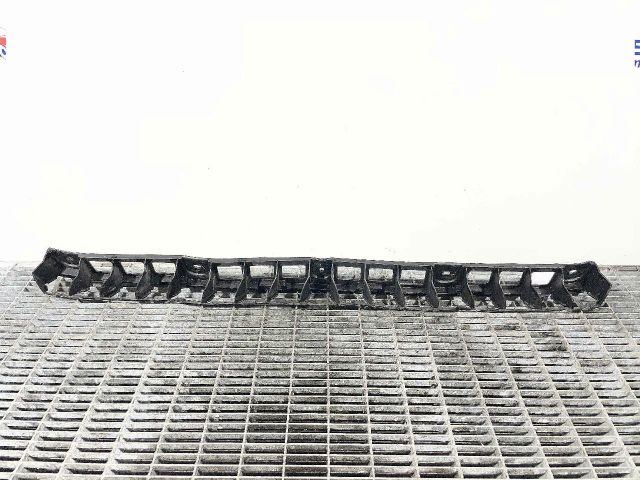 bontott SKODA RAPID Hátsó középső Lökhárító Tartó (Műanyag)