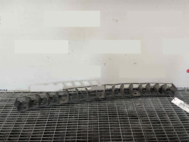 bontott SKODA RAPID Hátsó középső Lökhárító Tartó (Műanyag)