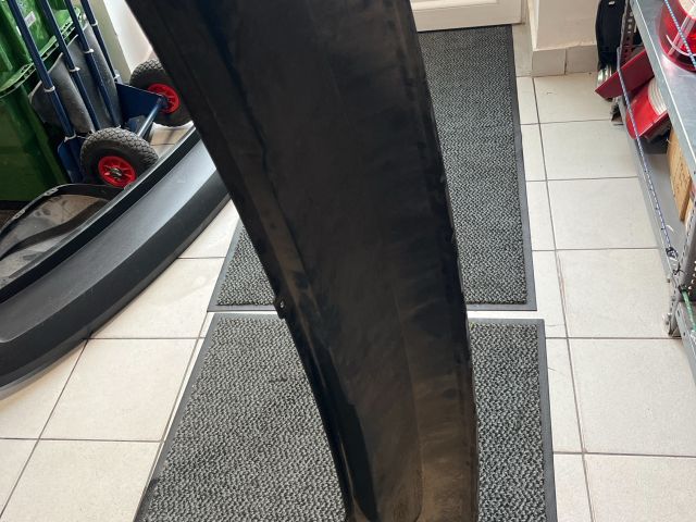 bontott SKODA RAPID Hátsó Lökhárító Alsó (Műanyag)