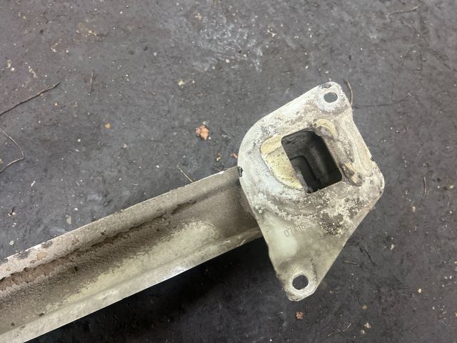 bontott SKODA RAPID Hátsó Lökhárító Merevítő (Fém)