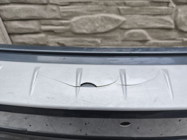 bontott SKODA RAPID Hátsó Lökhárító (Részeivel)