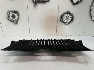 bontott SKODA RAPID Hűtőrács