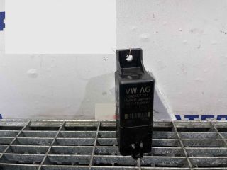 bontott SKODA RAPID Izzító Relé