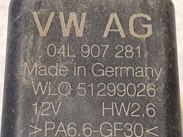 bontott SKODA RAPID Izzító Relé