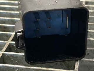 bontott SKODA RAPID Izzító Relé