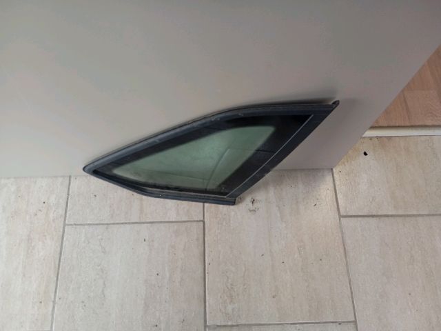 bontott SKODA RAPID Jobb C Oszlop Oldalablak Üveg