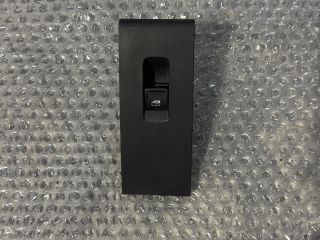 bontott SKODA RAPID Jobb első Ablakemelő Kapcsoló