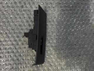 bontott SKODA RAPID Jobb első Ablakemelő Kapcsoló