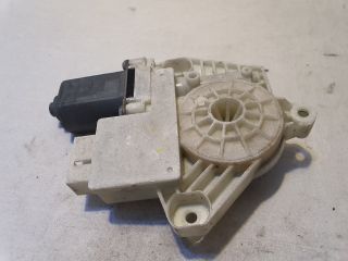 bontott SKODA RAPID Jobb első Ablakemelő Motor