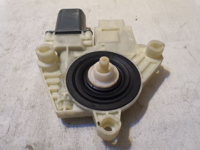 bontott SKODA RAPID Jobb első Ablakemelő Motor