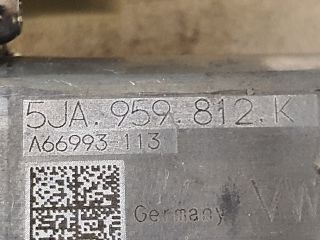 bontott SKODA RAPID Jobb első Ablakemelő Motor