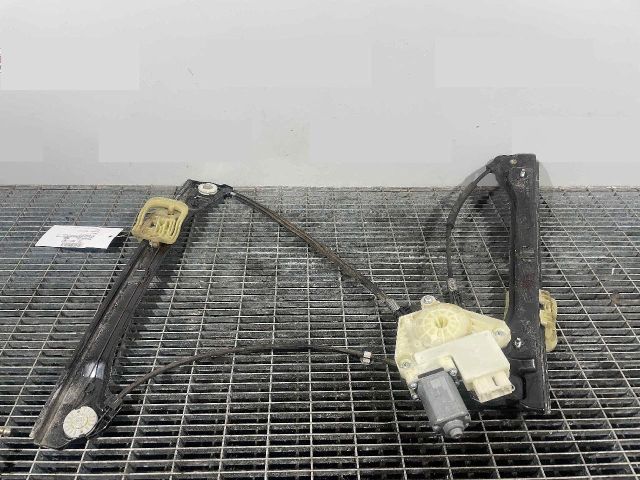 bontott SKODA RAPID Jobb első Ablakemelő Szerkezet (Elektromos)